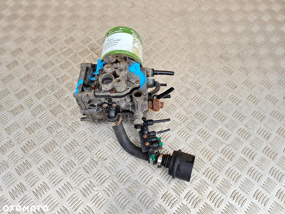 OSUSZACZ ZAWÓR POWIETRZA RENAULT MIDLUM DXI EL1101 7420729817 - 4