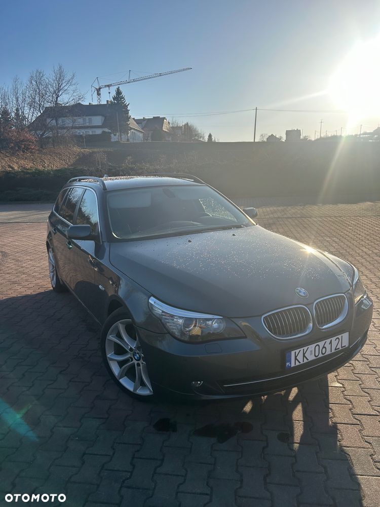BMW Seria 5 525i Edition Exclusive - 4