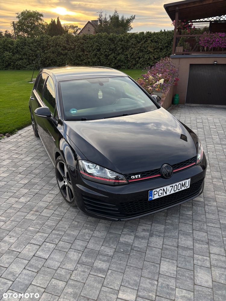 Volkswagen Golf 2.0 TSI BMT GTI DSG - 26