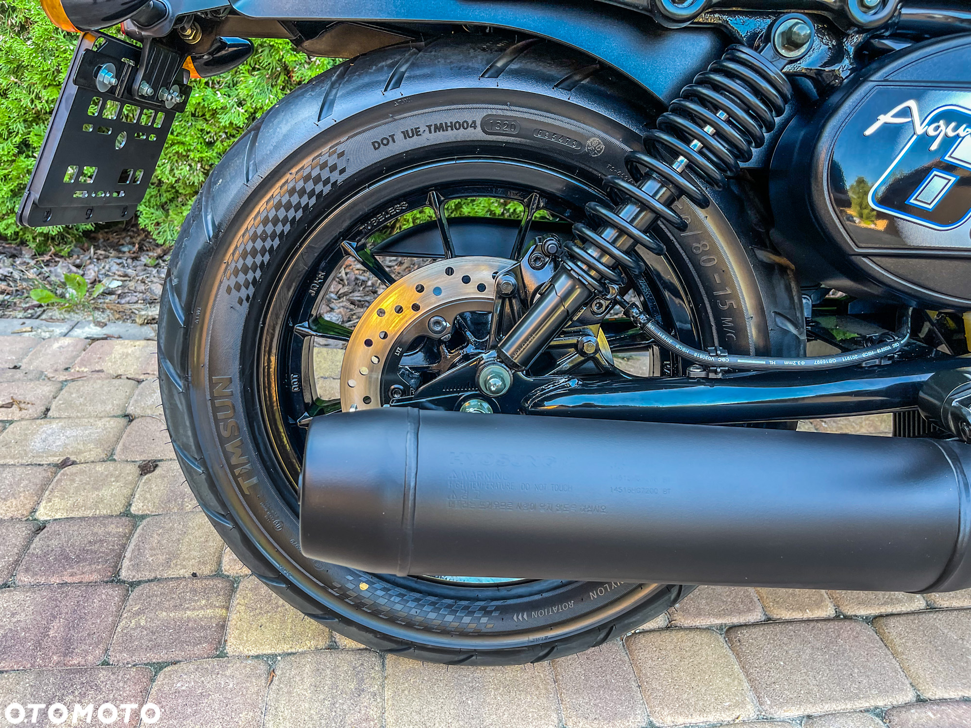 Hyosung GV - 11