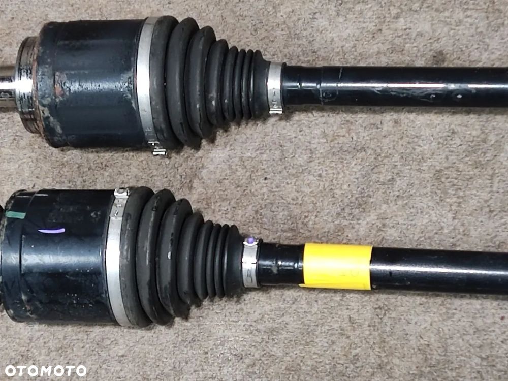 JEEP GRAND CGEROKEE WK2 6.4 SRT 16-21r Półoś Tył Prawa Lewa - 4