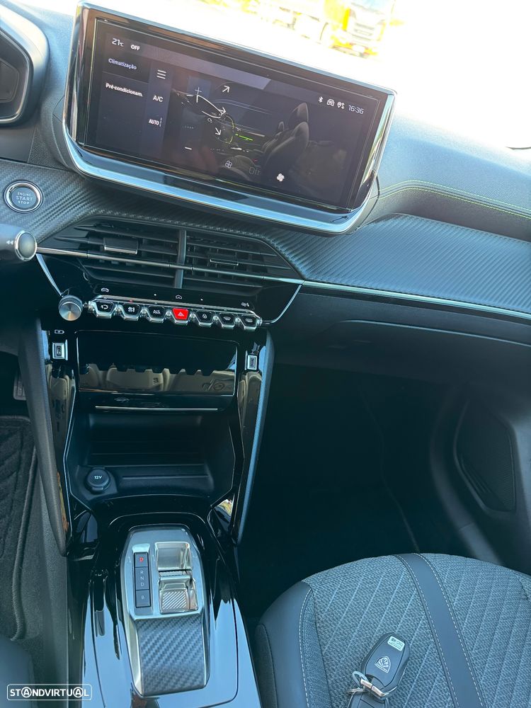 Peugeot e-208 50 kWh Allure - 17