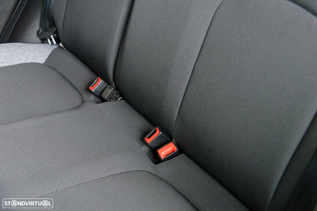 Fiat Panda 1.0 Hybrid City Life - 34