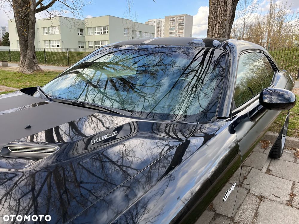 Dodge Challenger 5.7 R/T - 12