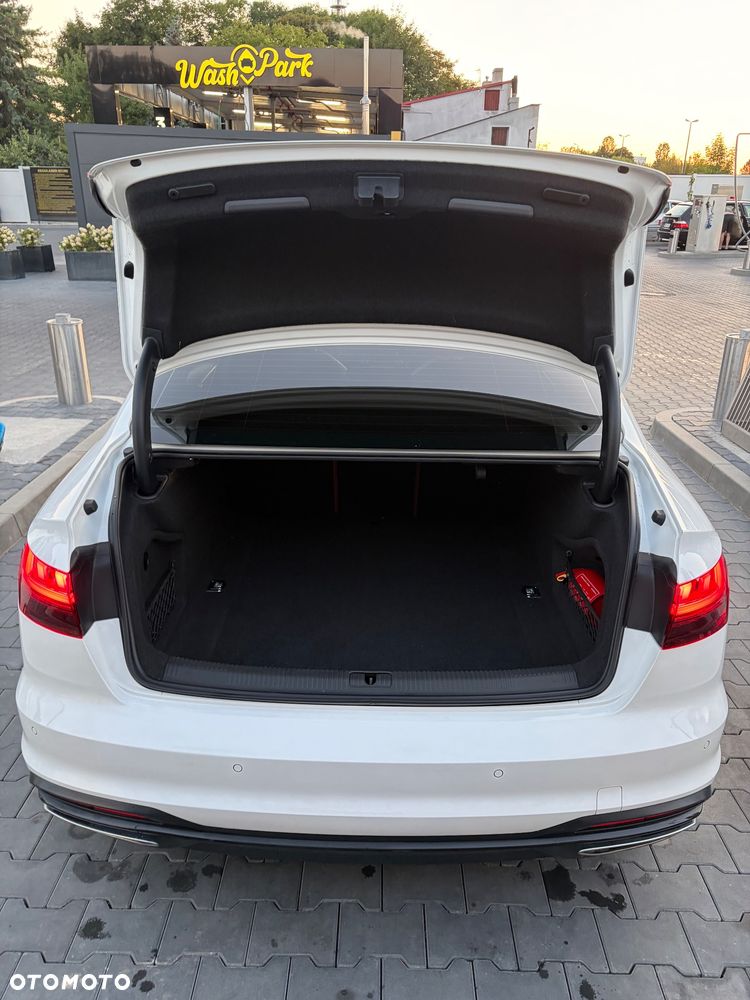 Audi A4 Limousine - 7