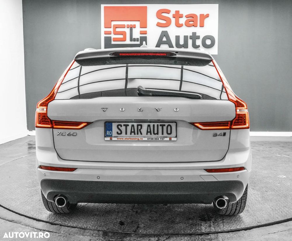 Volvo XC 60 B4 MHEV AT8 AWD Momentum Pro - 6