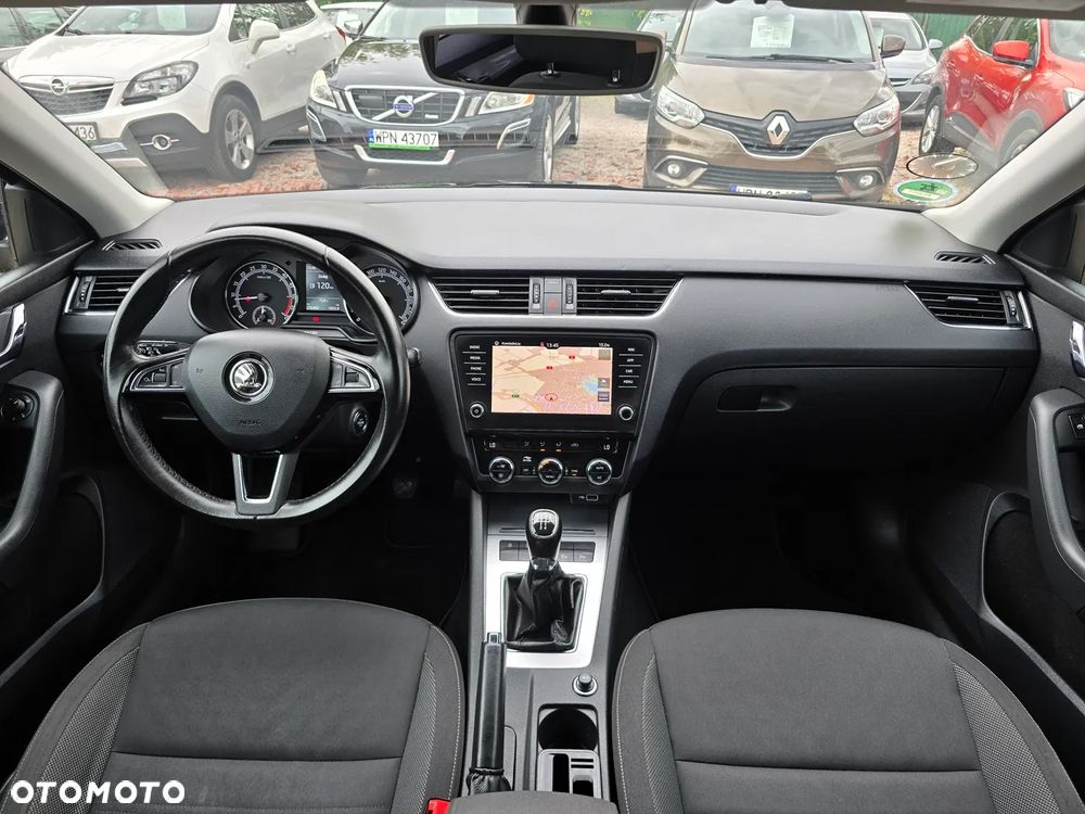 Skoda Octavia 1.6 TDI Ambition - 11
