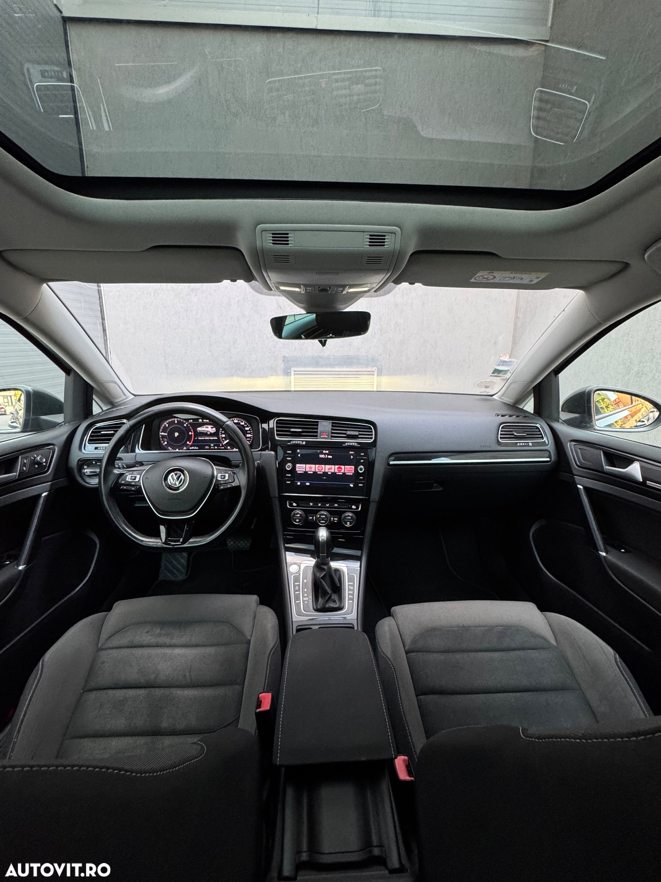 Volkswagen Golf Variant 1.6 TDI (BlueMotion Technology) DSG Comfortline - 6