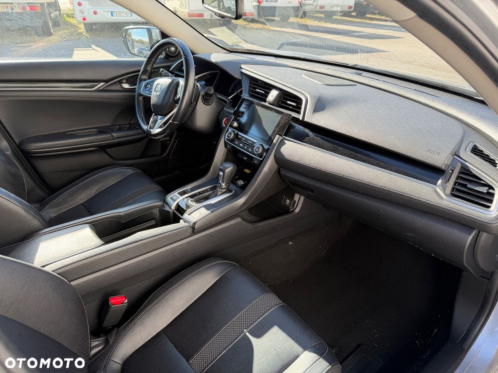 Honda Civic - 10