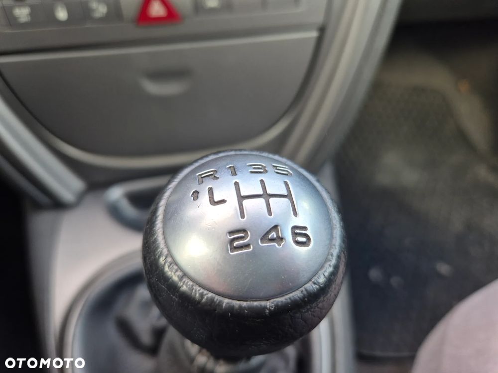 Citroën C5 II 2.0 HDi Exclusive - 27