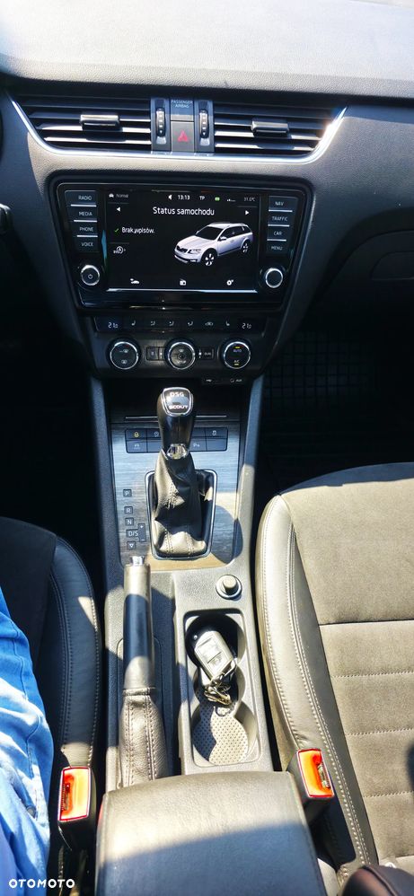 Skoda Octavia 2.0 TDI 4x4 DSG Scout - 29