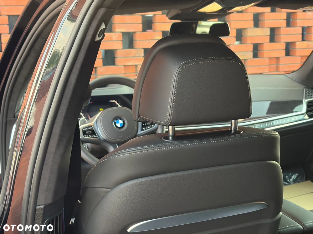 BMW X7 xDrive40d mHEV M Sport sport - 23