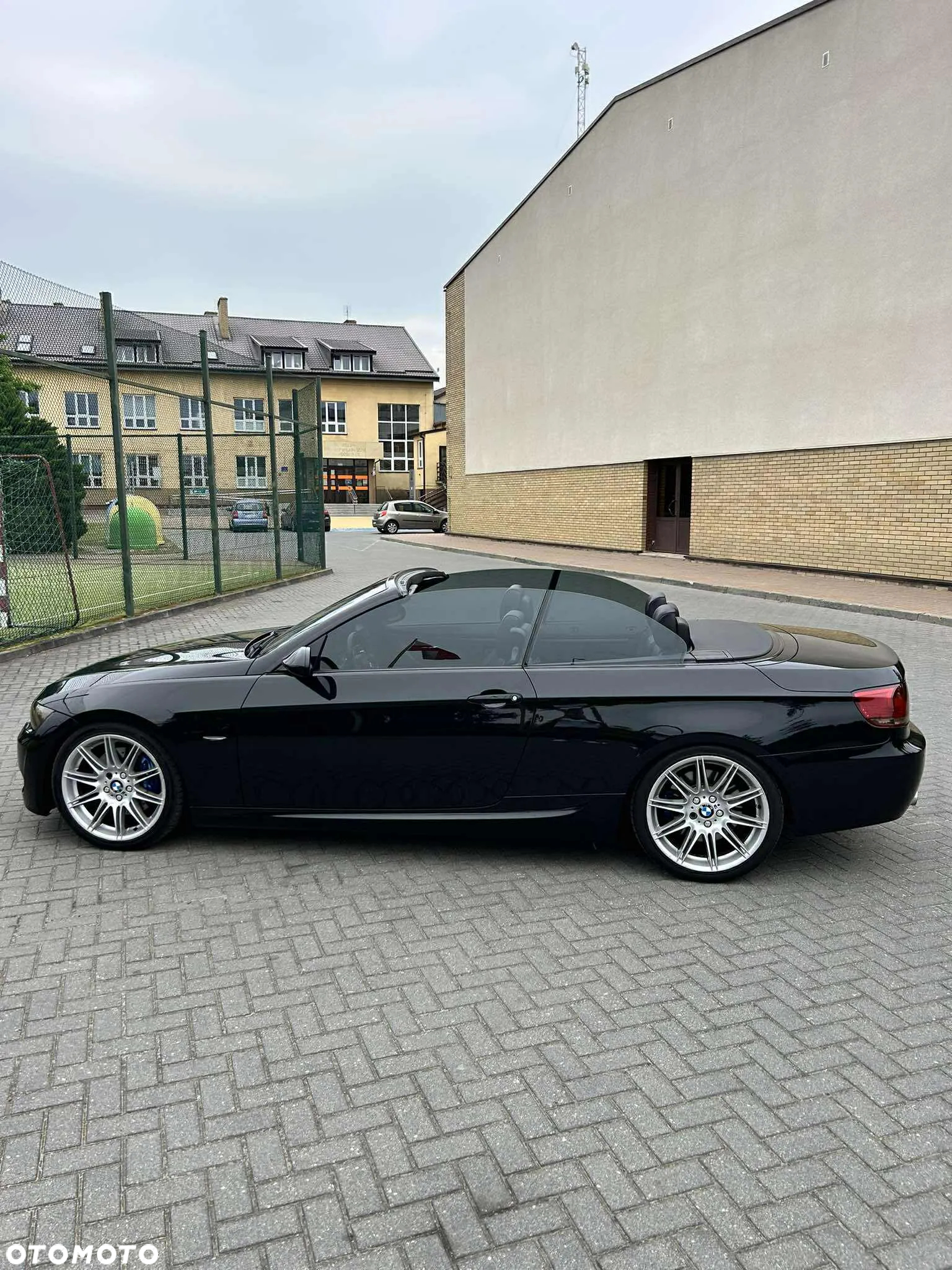 BMW Seria 3 335i Cabrio - 25