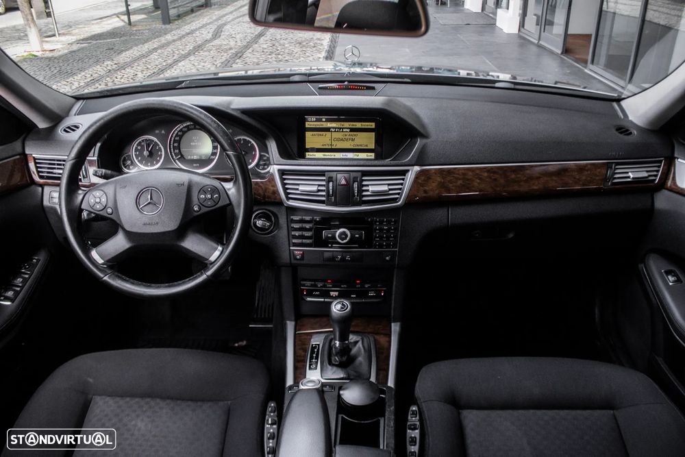 Mercedes-Benz E 220 BlueTEC 9G-TRONIC - 37