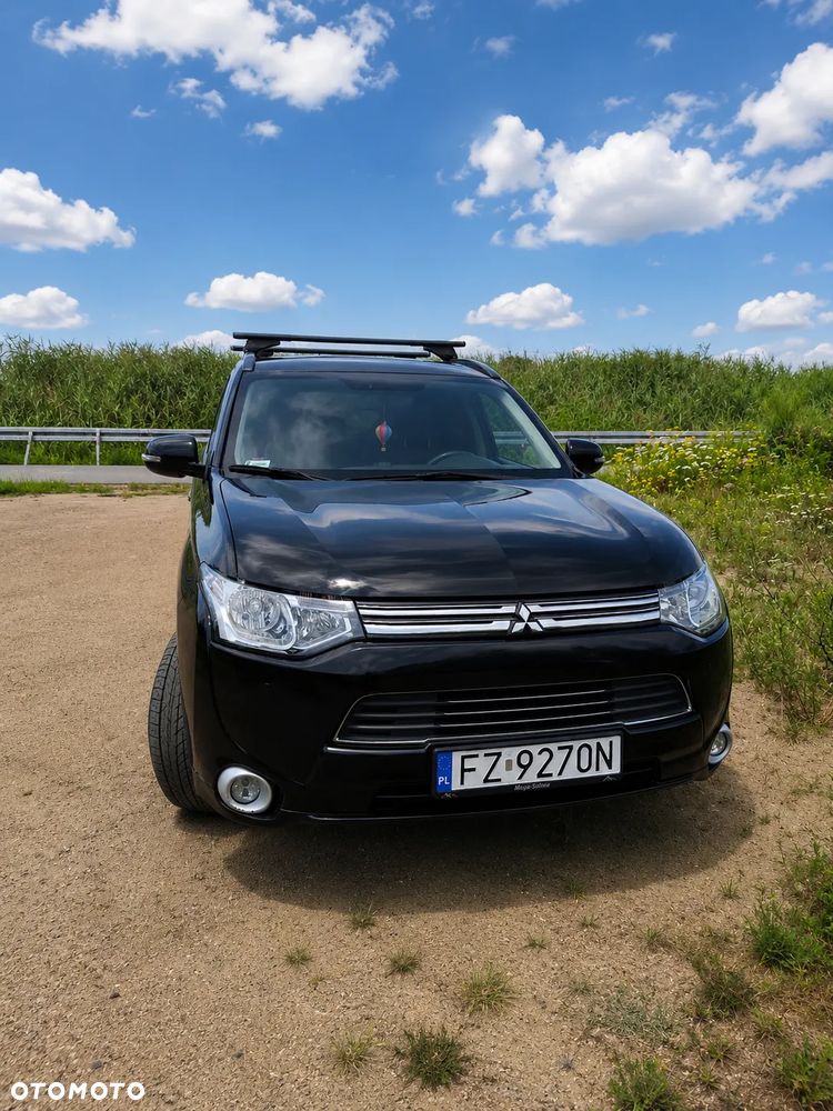 Mitsubishi Outlander Instyle NAVI - 1