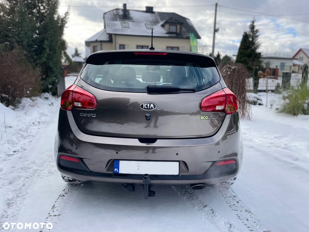 Kia Ceed 1.6 GDI Business Line - 28