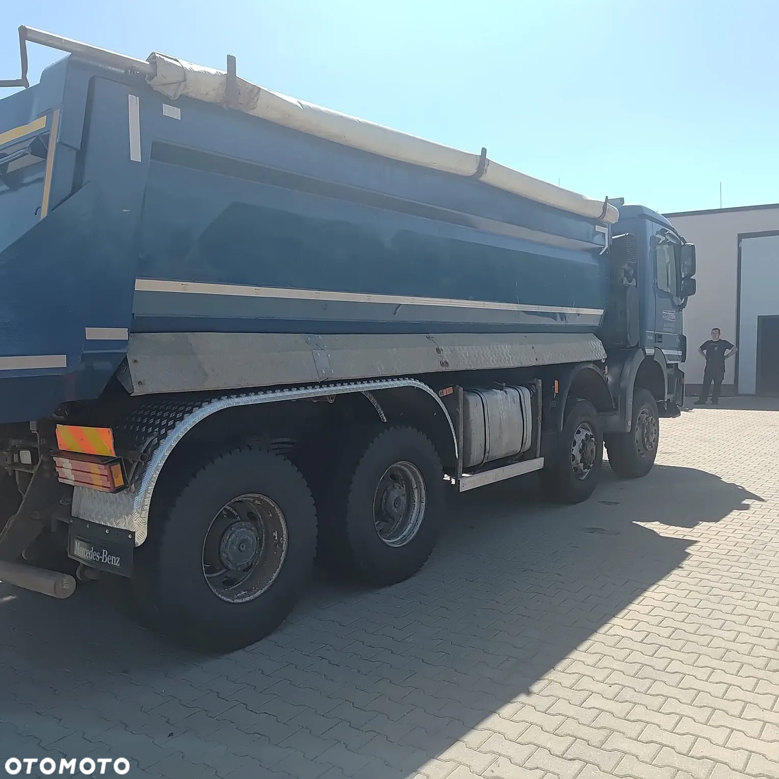 Mercedes-Benz ACTROS - 11