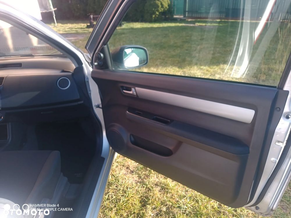 Suzuki Swift 1.3 Comfort - 24