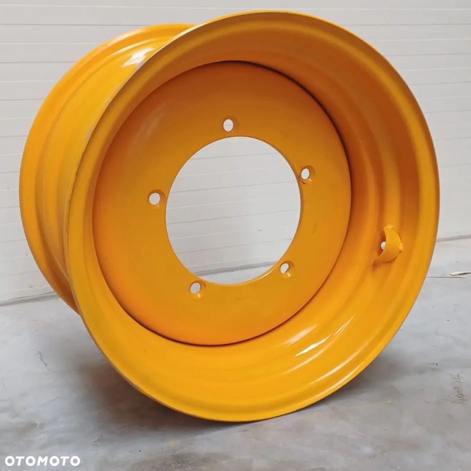 Felga koła 41/910100 do maszyn JCB 3CX, 4CX - 2