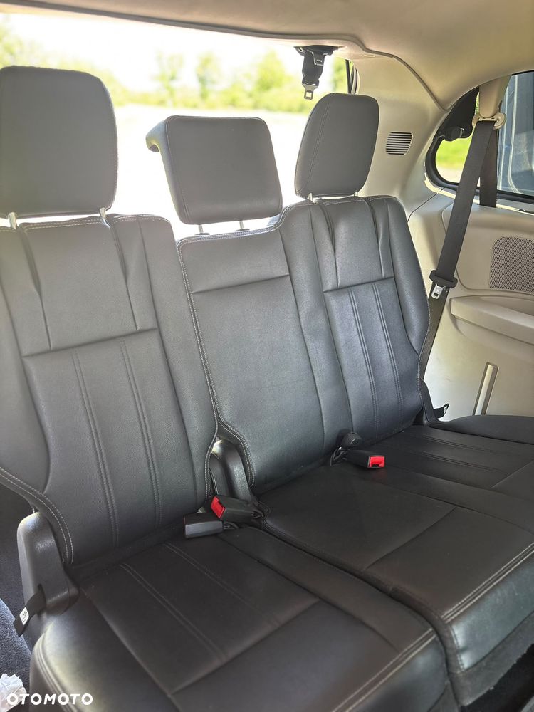 Chrysler Town & Country 3.6 Touring - 11