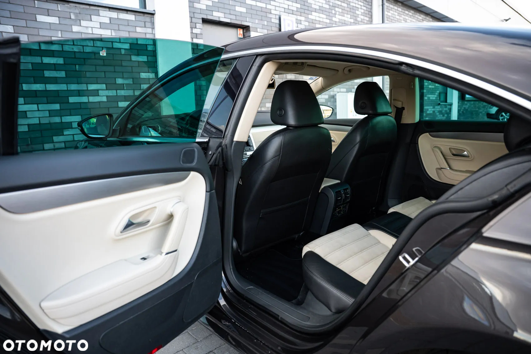 Volkswagen Passat CC 1.8 TSI - 10