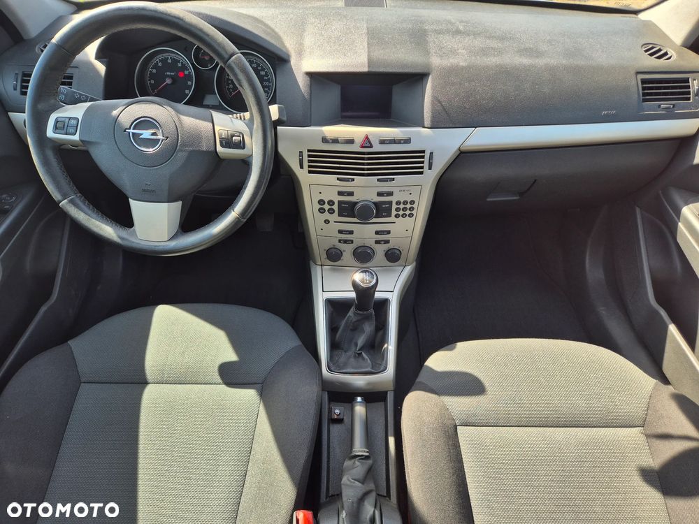 Opel Astra 1.6 Cosmo - 8