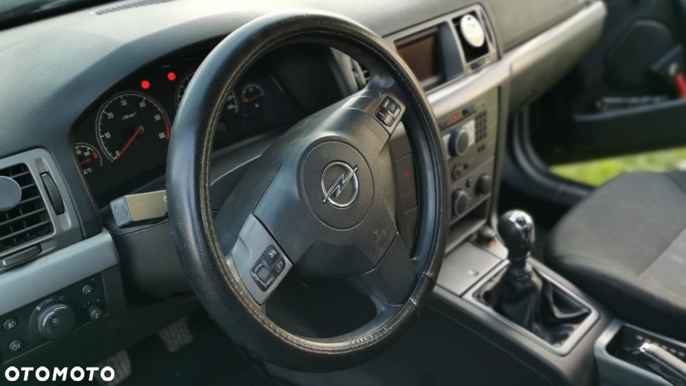 Opel Vectra 1.9 CDTI Essentia - 7