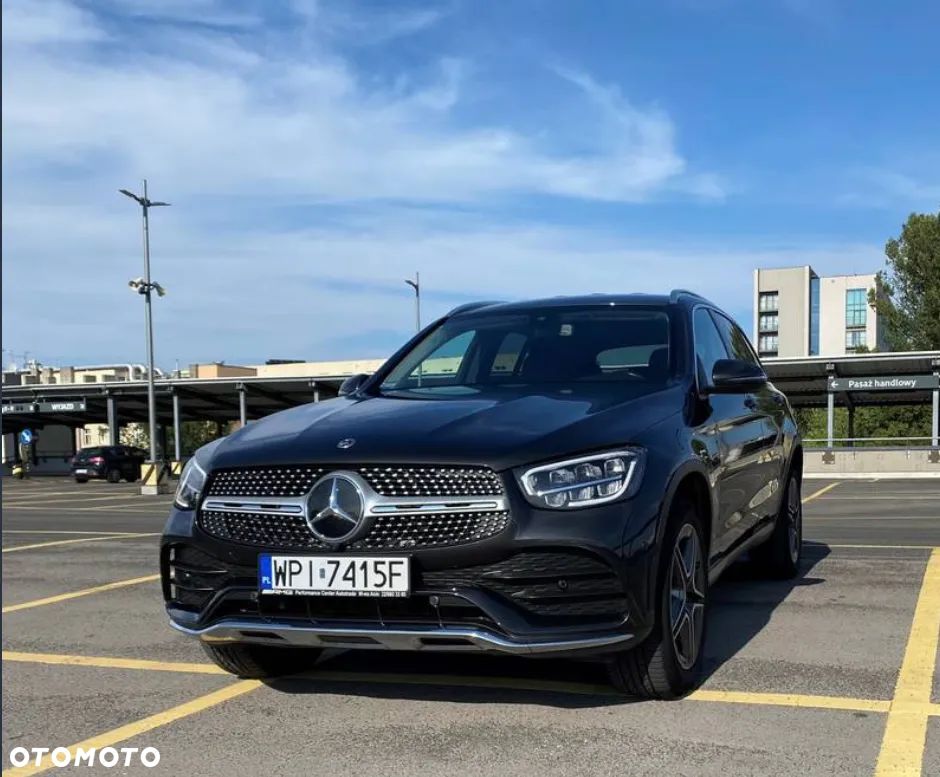 Mercedes-Benz GLC 300 e 4-Matic - 2