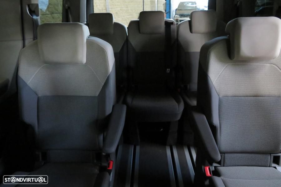 VW Multivan 2.0 TDI Style DSG - 12