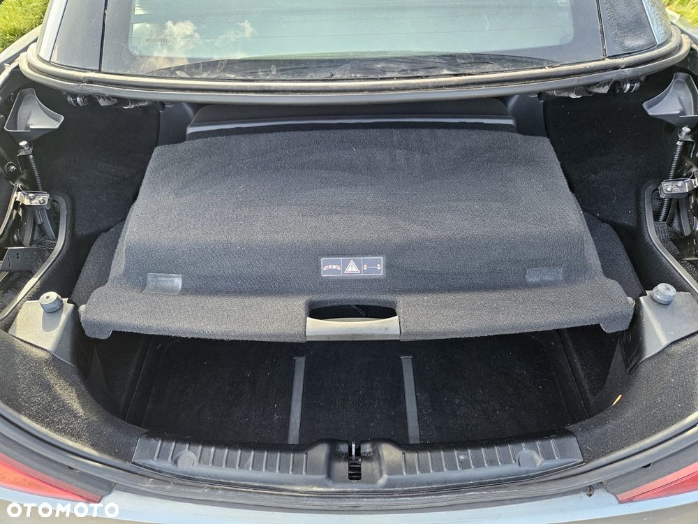 Mercedes-Benz SLK 200 CGI - 18