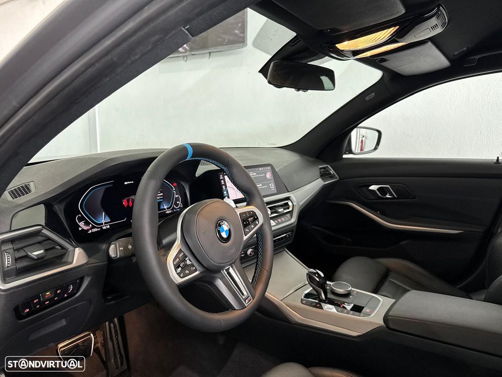 BMW 330 e Pack M Auto - 11