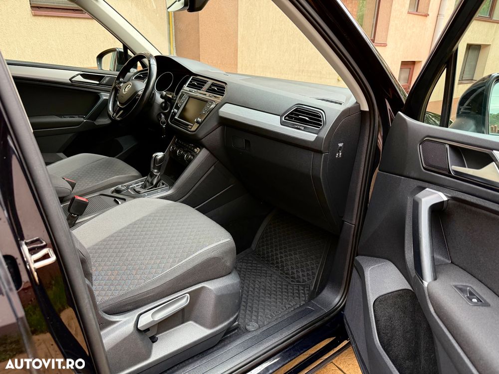 Volkswagen Tiguan - 25