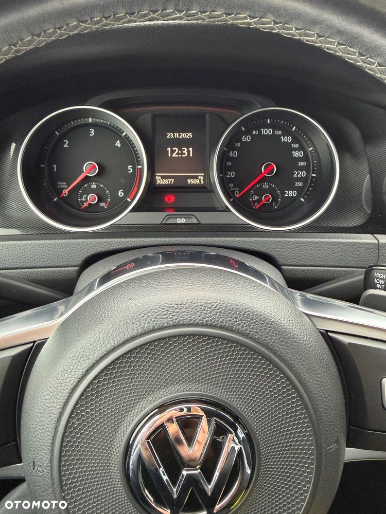 Volkswagen Golf - 17