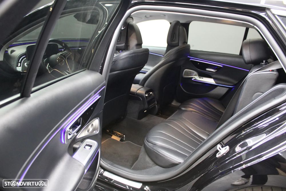 Mercedes-Benz E 300 e Exclusive Line - 15