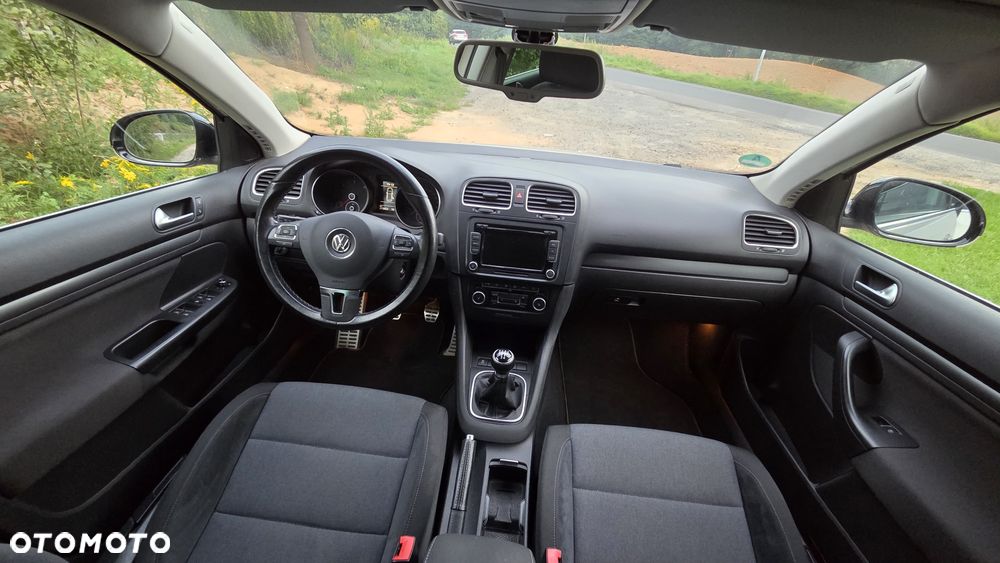 Volkswagen Golf - 30