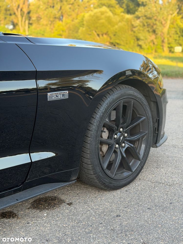 Ford Mustang 2.3 EcoBoost - 21
