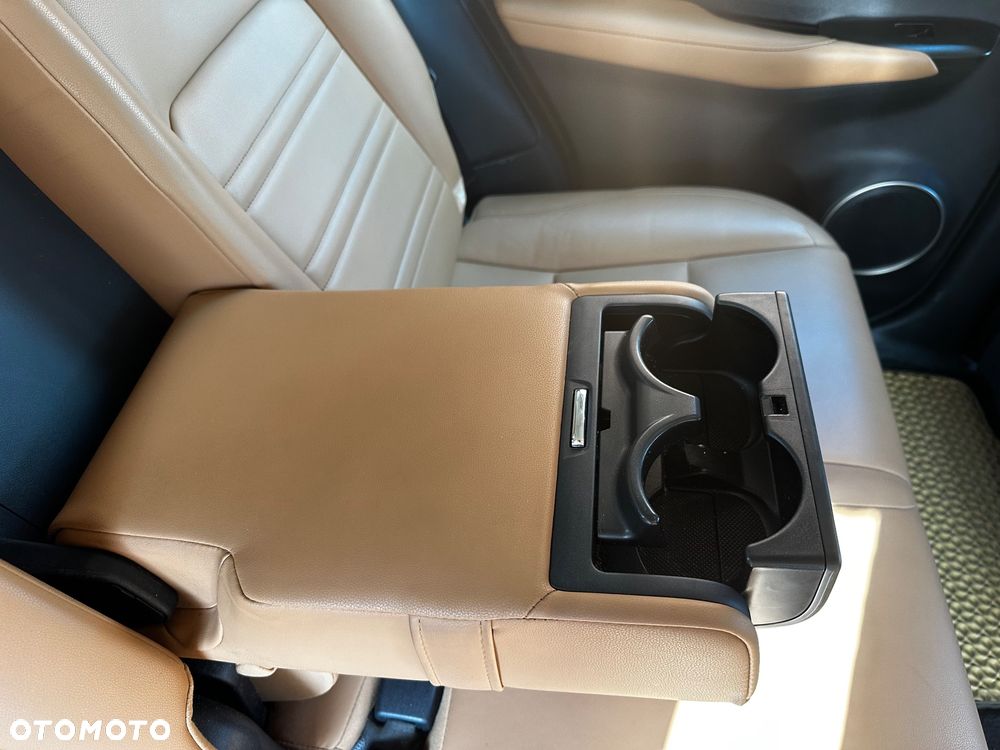 Lexus NX 300h E-FOUR Luxury Line - 21