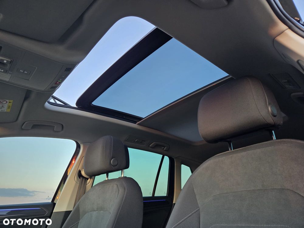 Volkswagen Tiguan - 10