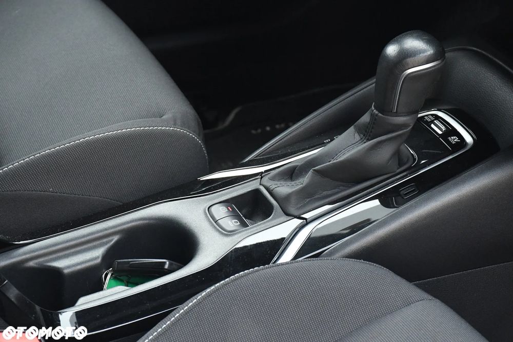 Toyota Corolla 1.8 Business Edition - 18