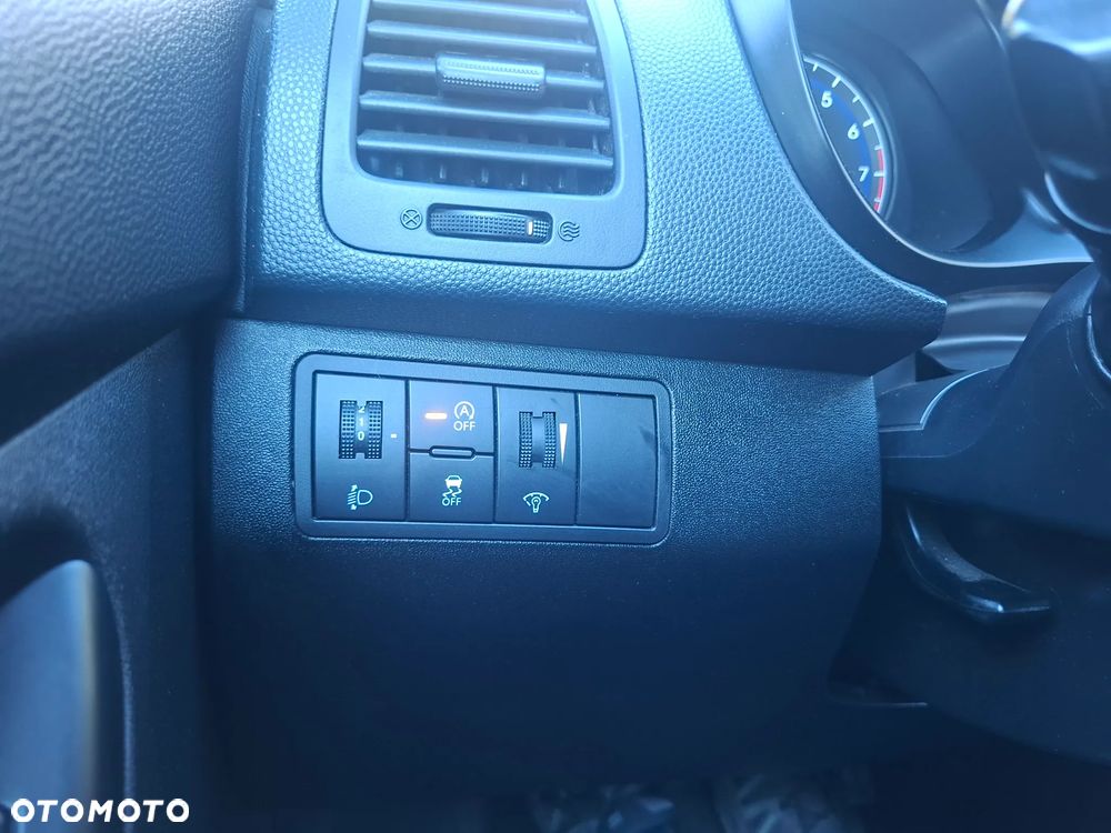 Hyundai ix20 1.4 Trend - 28