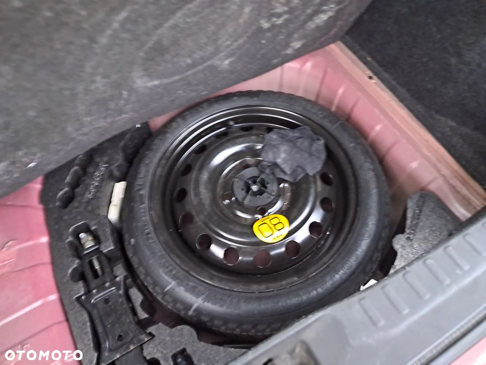 Nissan Micra 1.5 dCi I-WAY - 11