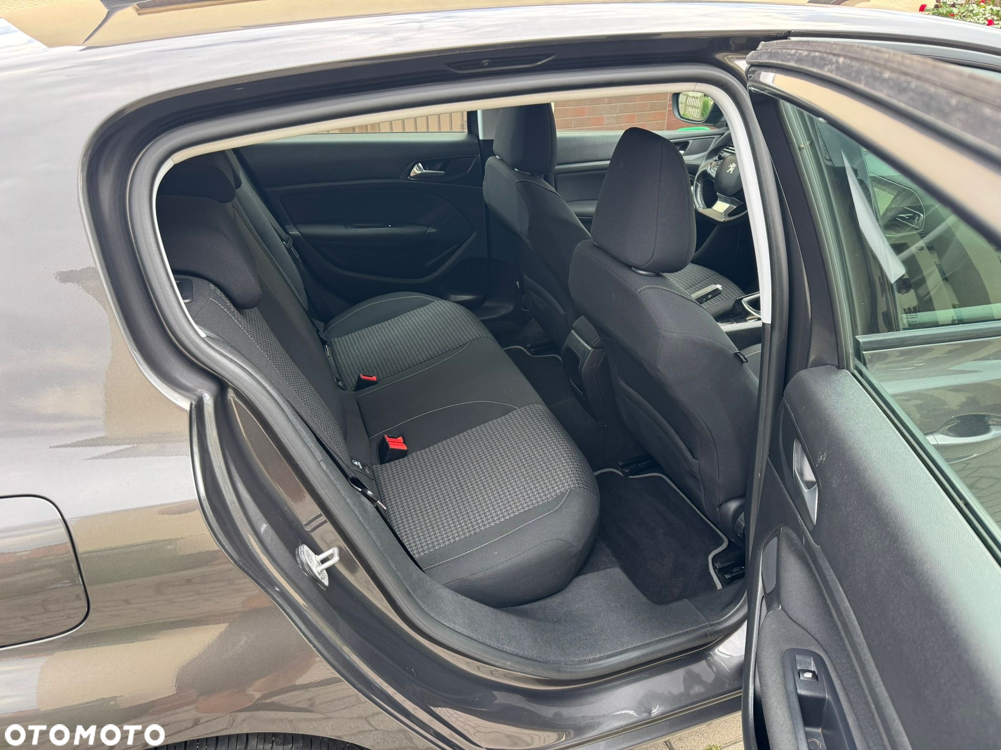 Peugeot 308 1.6 BlueHDi Business Line S&S - 11