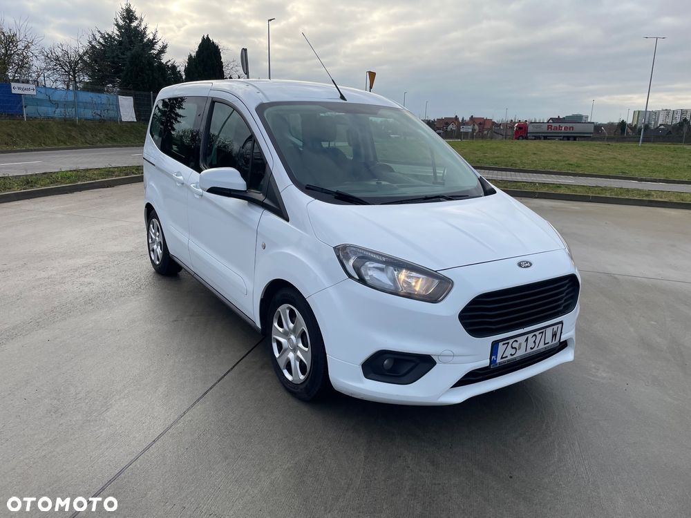 Ford Tourneo Courier 1.5 TDCi Trend - 8
