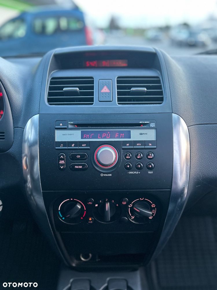 Suzuki SX4 - 7