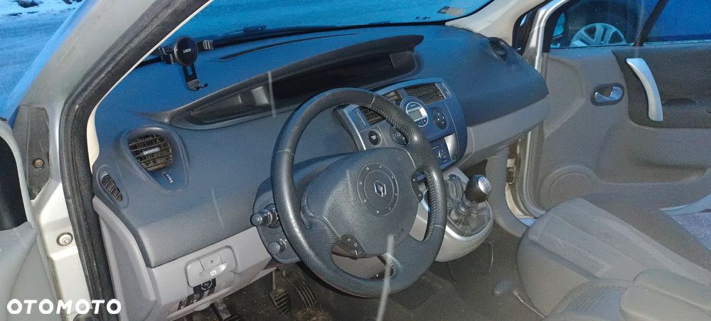 Renault Scenic 2.0 16V Turbo Confort Privilege - 7