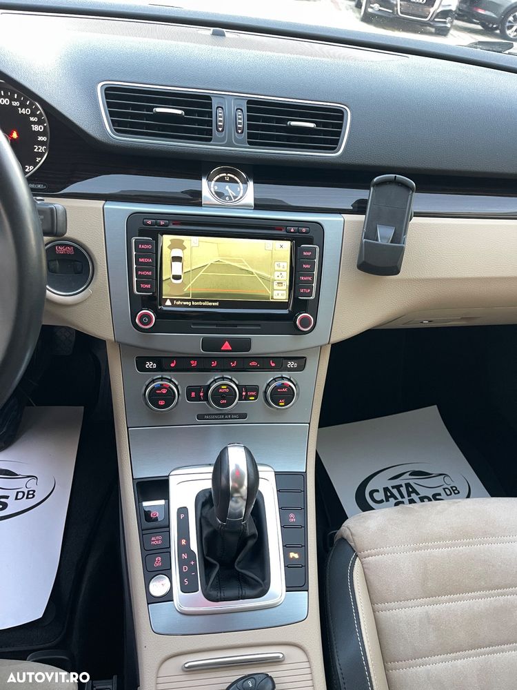 Volkswagen Passat CC 2.0 TDI DSG BMT - 31