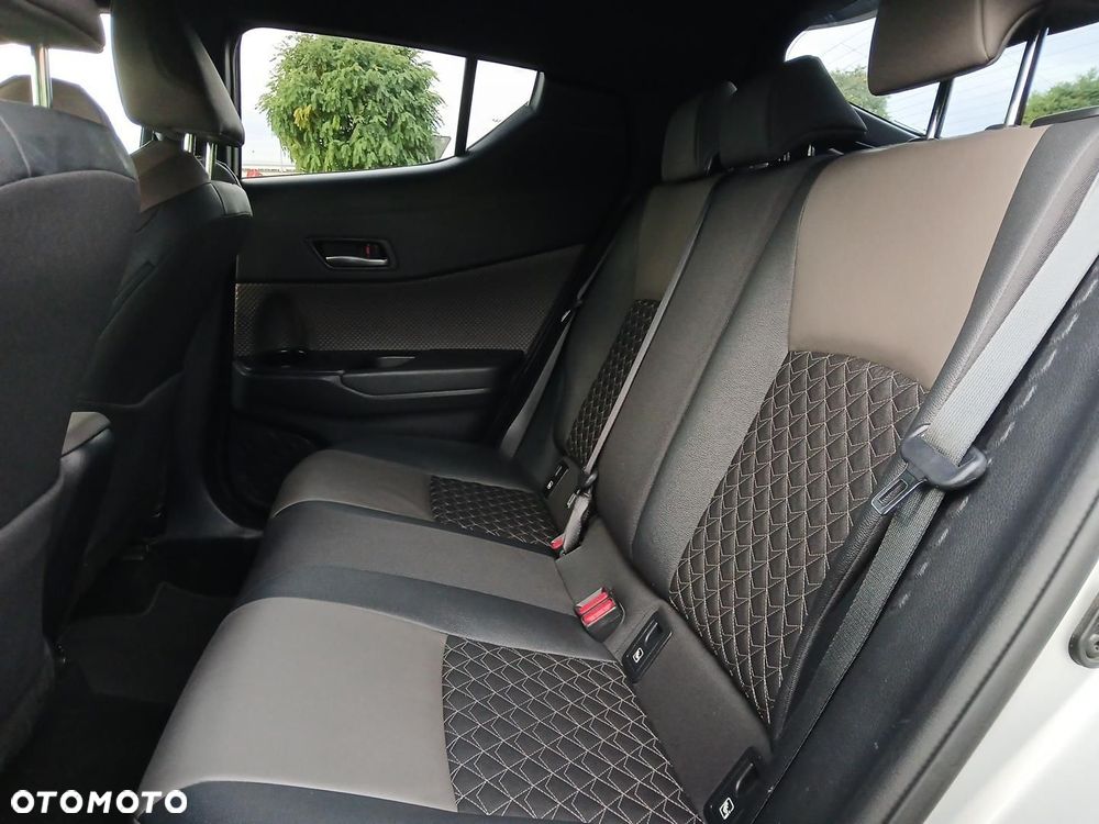 Toyota C-HR 2.0 Hybrid Executive - 15