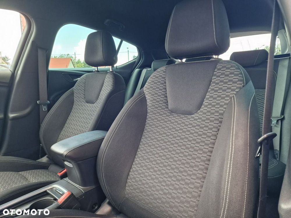 Opel Astra 1.4 Turbo Dynamic - 19