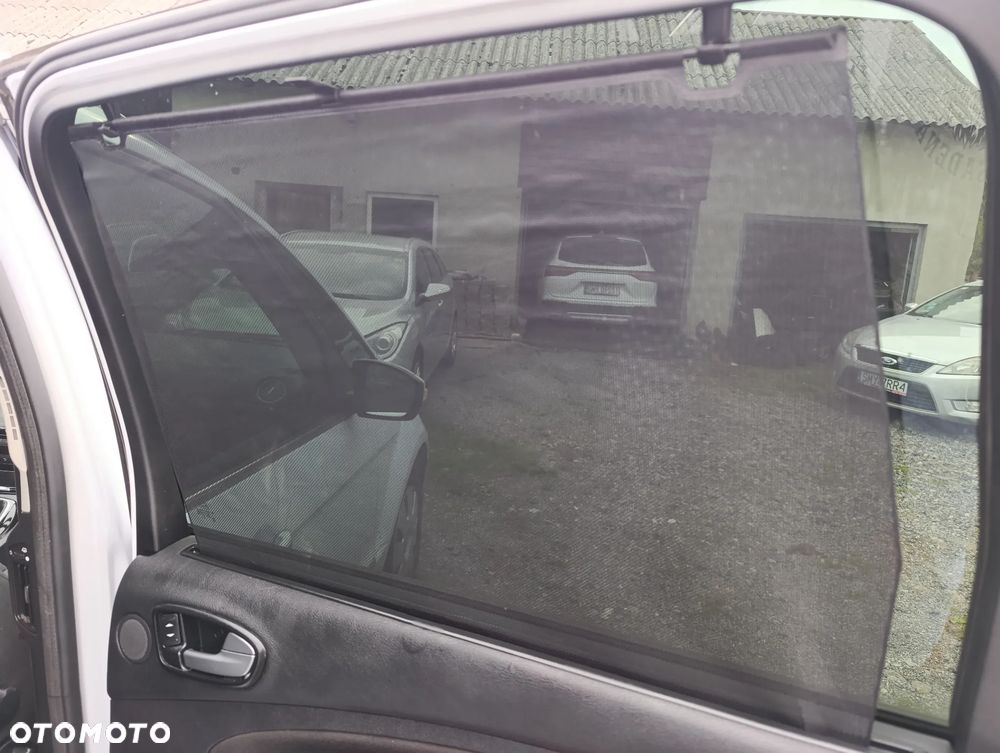 Ford Galaxy - 29