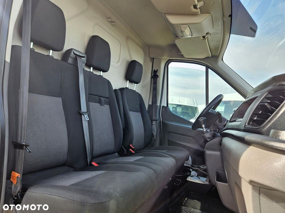 Ford transit - 27